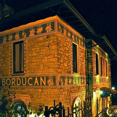 Al Borducan Romantic Hotel - Adults Only Варезе Екстер'єр фото