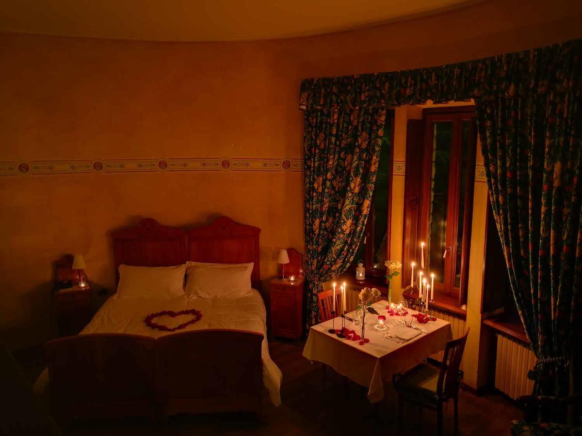 Al Borducan Romantic Hotel - Adults Only Варезе Екстер'єр фото